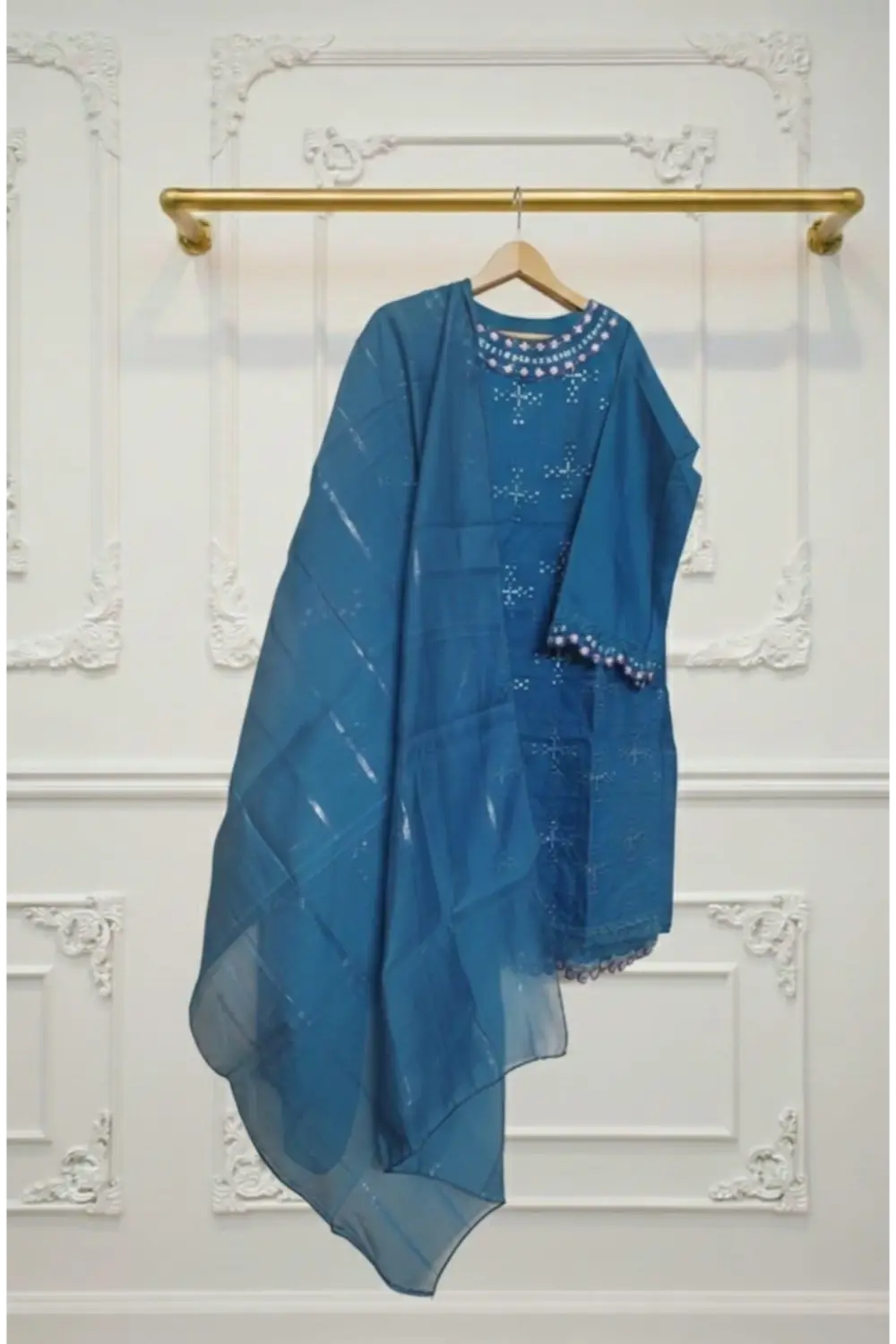 Dark blue Embroidered 3-Piece Suite